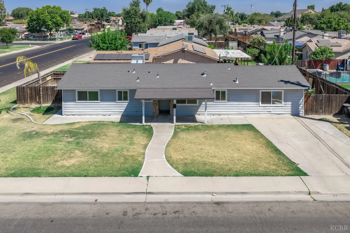 902 Boxwood, Lemoore, CA 93245 - #1