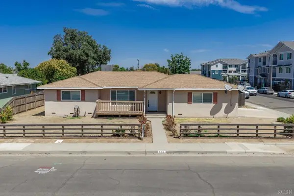 376 Oleander Avenue, Lemoore, CA 93245