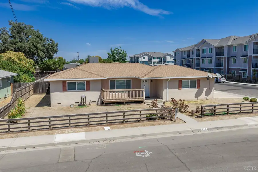 376 Oleander Avenue, Lemoore, CA 93245 - #2