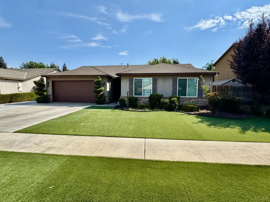 2475 Tempranillo Drive, Tulare, CA 93274 - #2