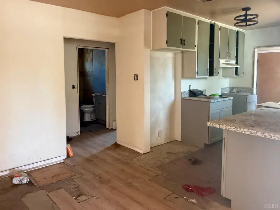 609 E Tulare Street, Avenal, CA 93204 - #3