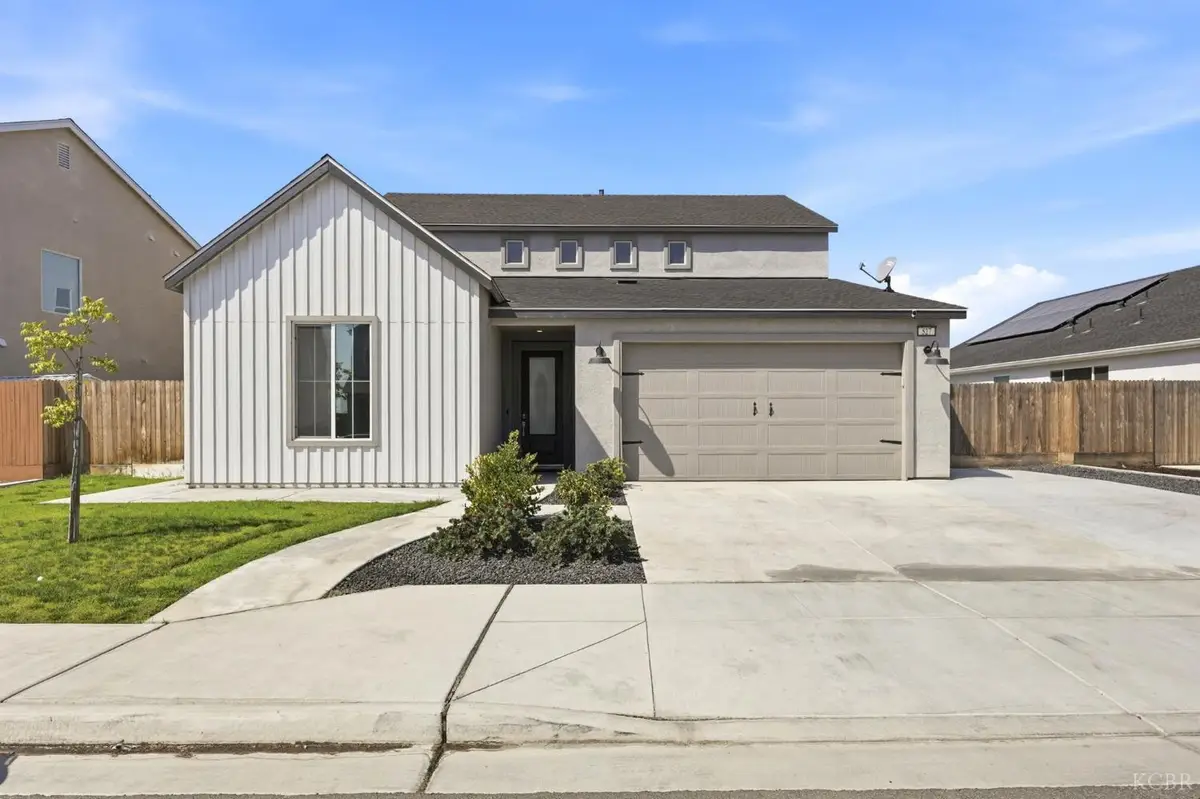 527 Vanderbilt Drive, Lemoore, CA 93245 - #1