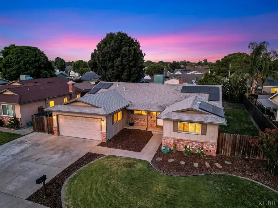 1370 Ashland Drive, Lemoore, CA 93245 - #2