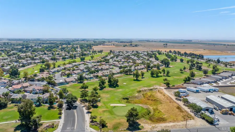 169 Lake Drive, Lemoore, CA 93245 - #3