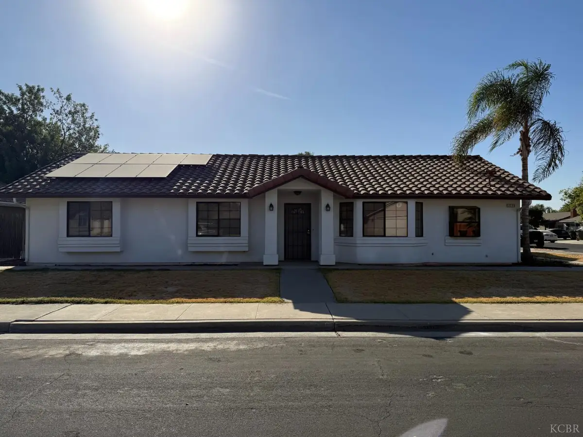 2350 Stratford Way, Hanford, CA 93230 - #1