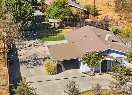 2440 Sherman Avenue, Corcoran, CA 93212 - #3