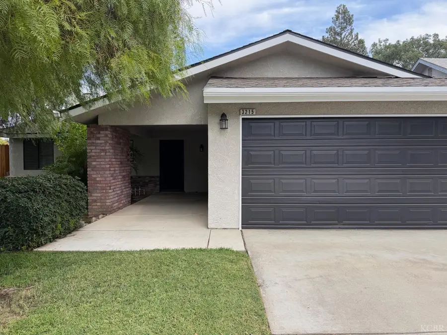 3215 Miramonte Avenue, Clovis, CA 93611 - #2