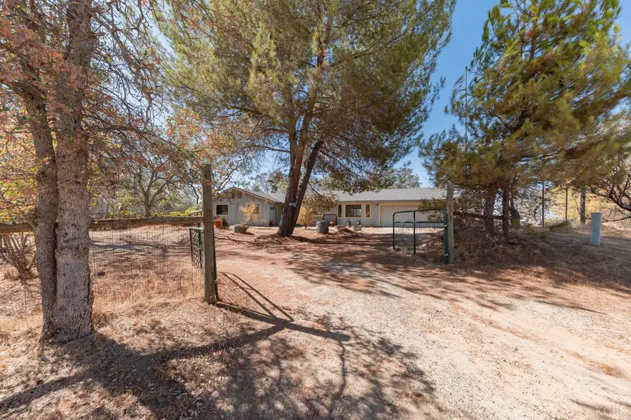 32838 Water Gulch Road, Coarsegold, CA 93614 - #2