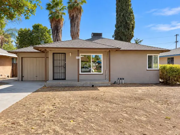 2922 E Lamona Avenue, Fresno, CA 93703