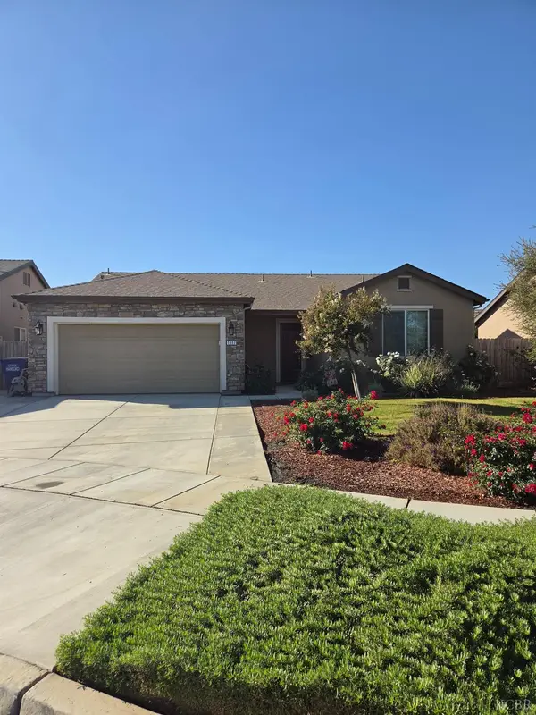 1317 W Kenny Thompson, Hanford, CA 93230
