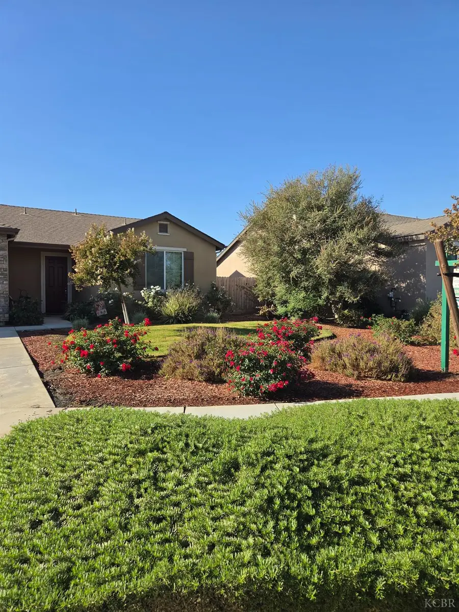 1317 W Kenny Thompson, Hanford, CA 93230 - #3