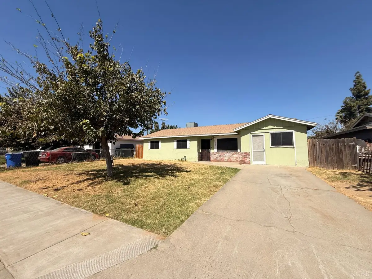 10840 Beverly Drive, Hanford, CA 93230 - #1
