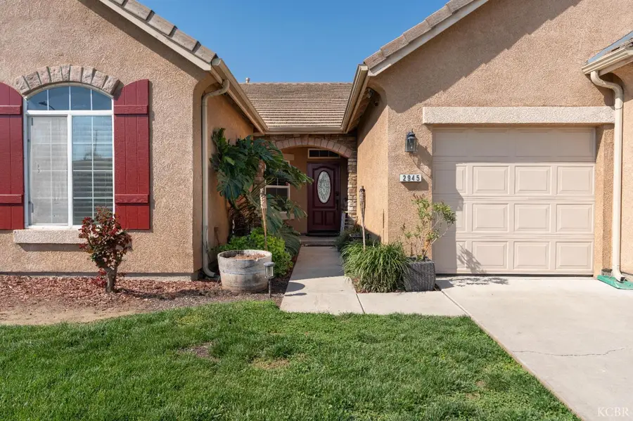2945 S Arkle Court, Visalia, CA 93292 - #2