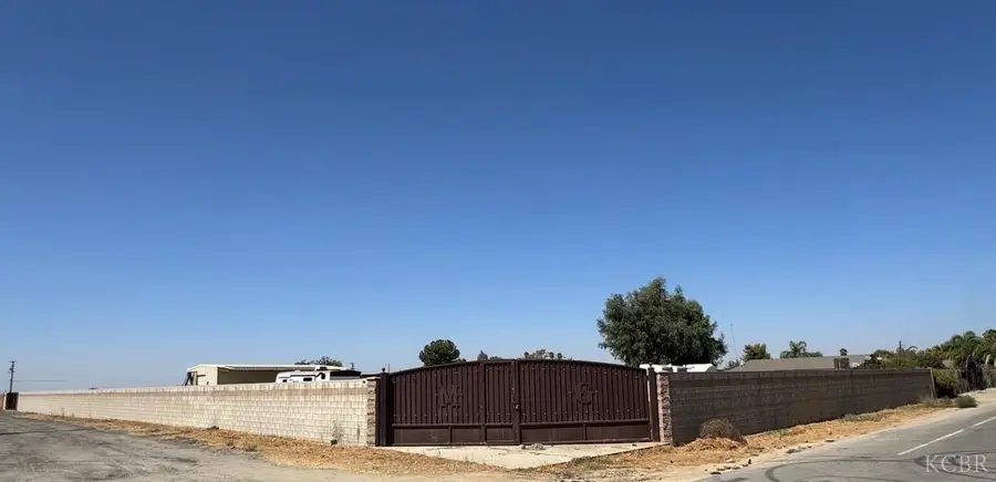 0 520-111-36-00-5, Delano, CA 93215 - #2