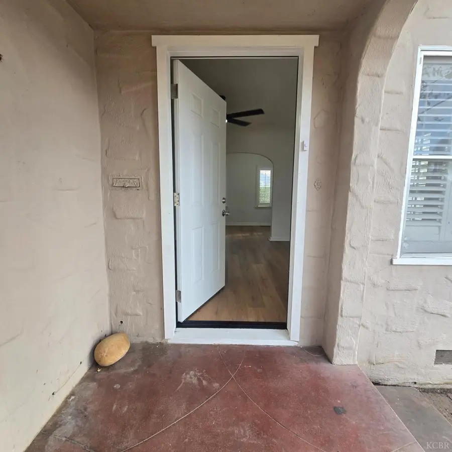 707 N Harris Street, Hanford, CA 93230 - #3