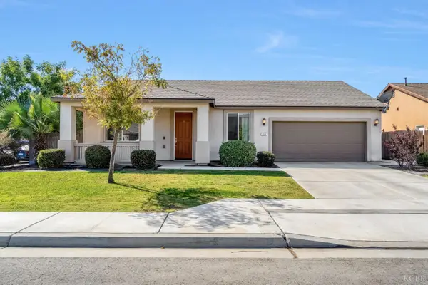 1523 W Wallis Drive, Hanford, CA 93230