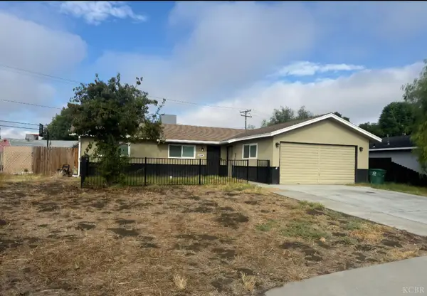 11190 Sequoia Drive, Armona, CA 93202