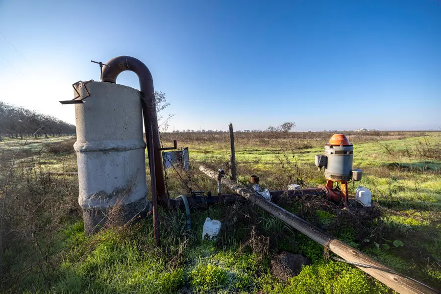 Avenue 272, Visalia, CA 93277 - #2