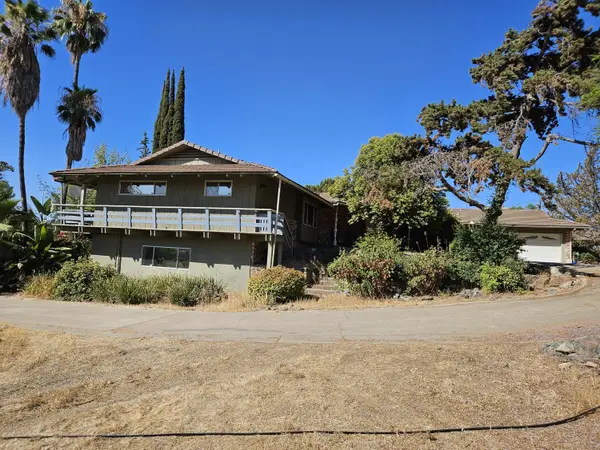 1431 Hillcrest Drive, Lindsay, CA 93247