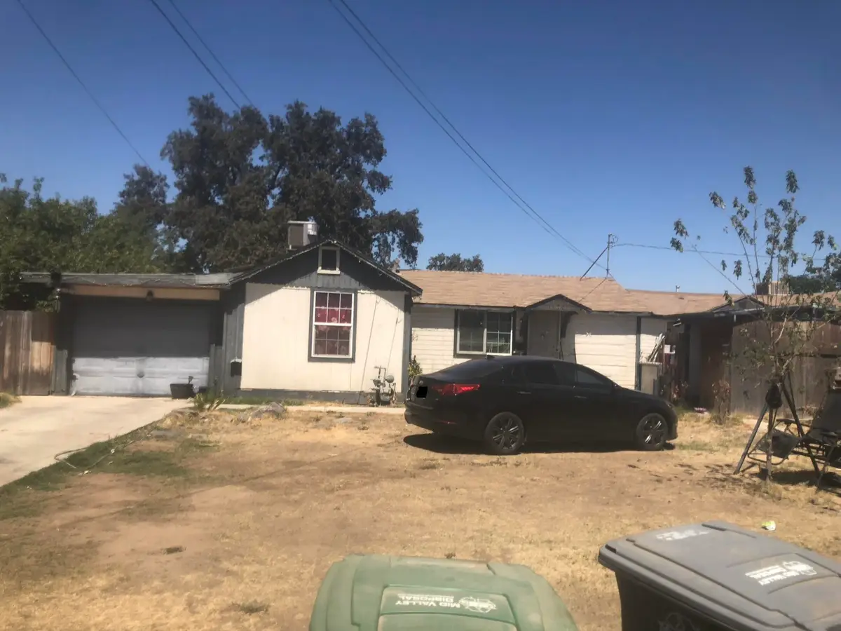 1570 E Dinuba Avenue, Reedley, CA 93654 - Image #1