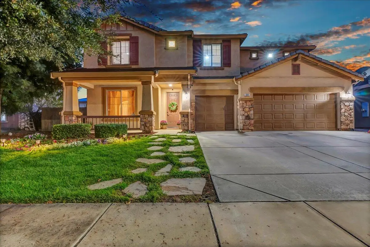 312 Martin Street, Tulare, CA 93274 - Image #1