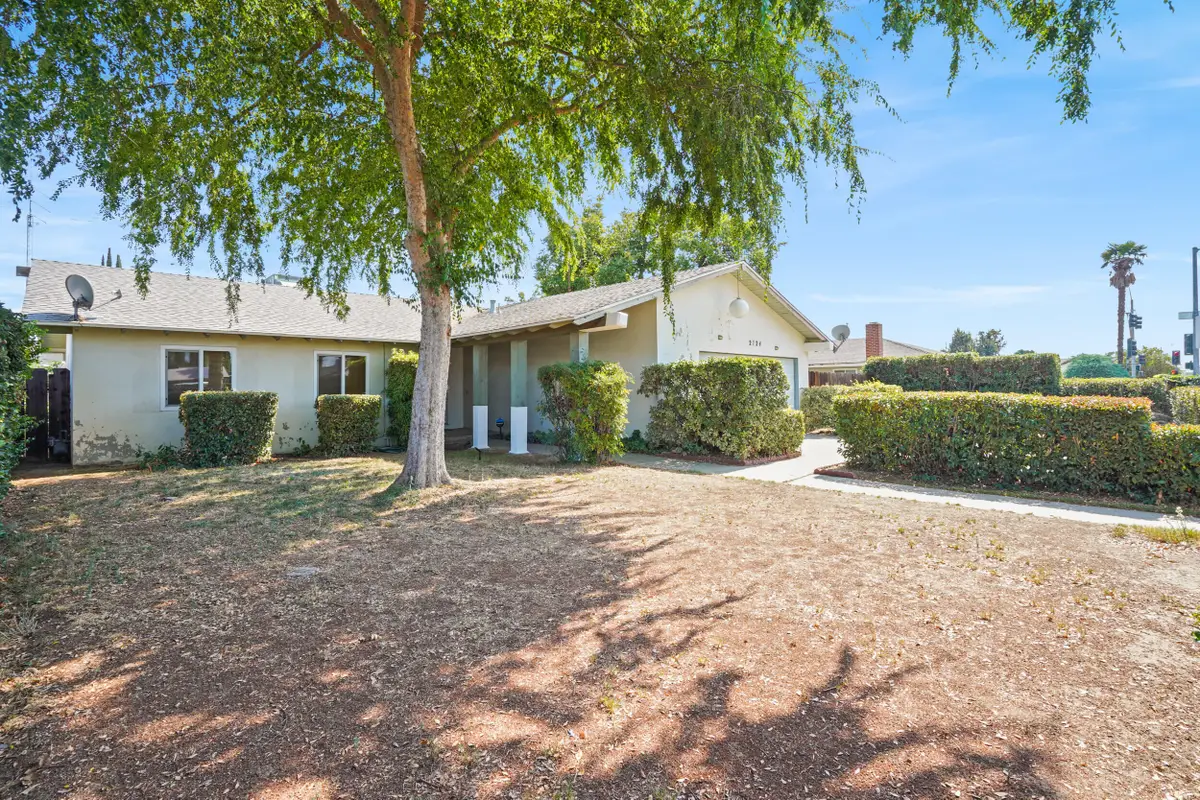 2724 S County Center Drive, Visalia, CA 93277 - Image #1