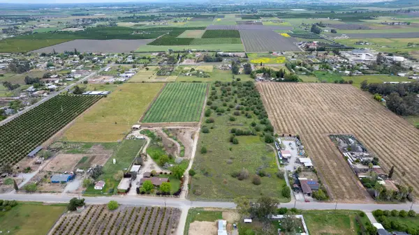 Ave 92, Terra Bella, CA 93270