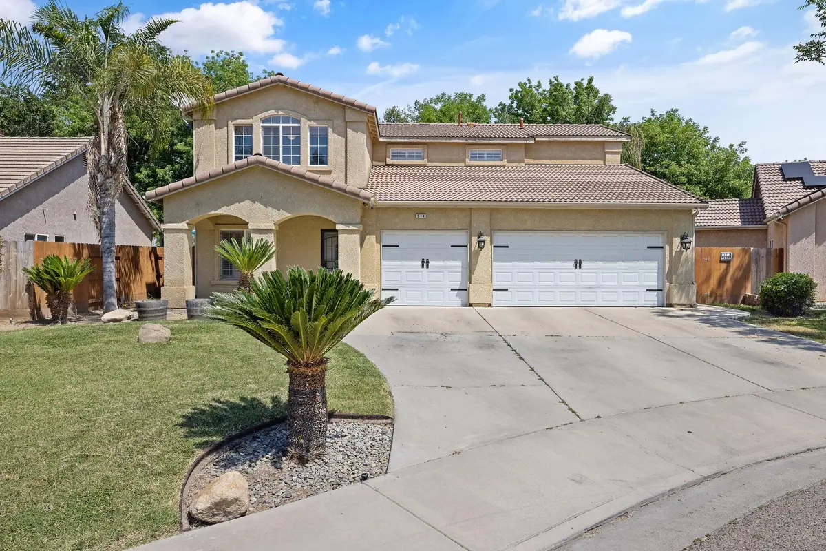 514 W Ashland Court, Visalia, CA 93277 - Image #1
