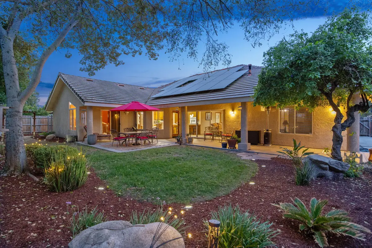 594 Diana Court, Hanford, CA 93230 - Image #1