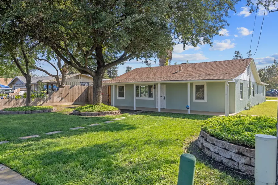 705 W Walnut Avenue, Visalia, CA 93277 - Image #3