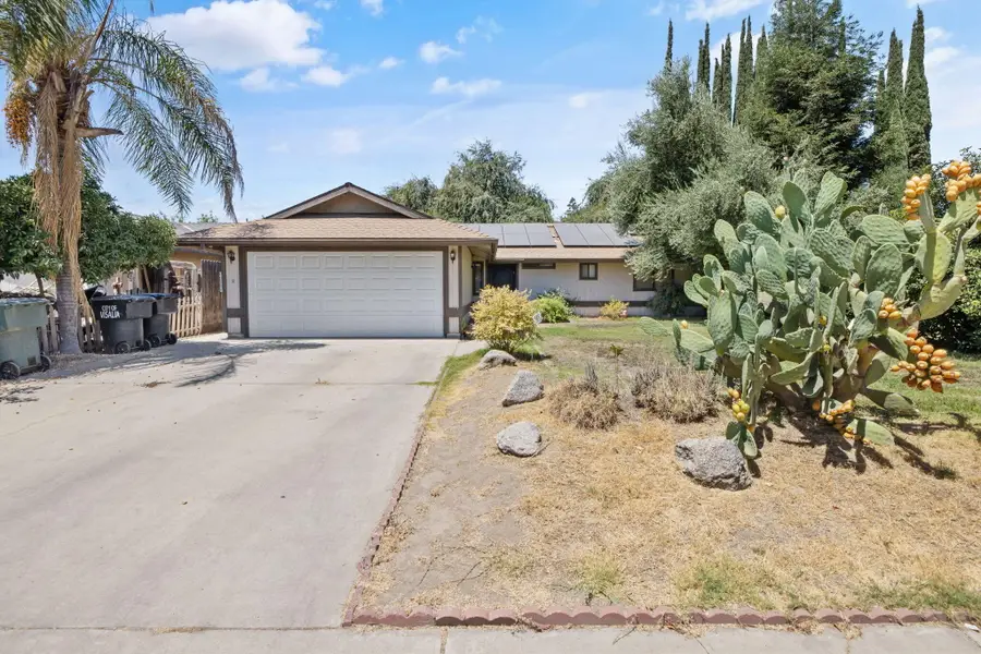 849 S Cindy Street, Visalia, CA 93277 - Image #2