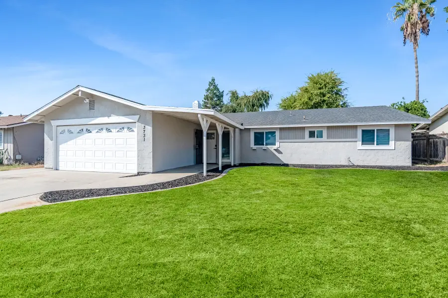 3731 S Mountain Court, Visalia, CA 93277 - #2
