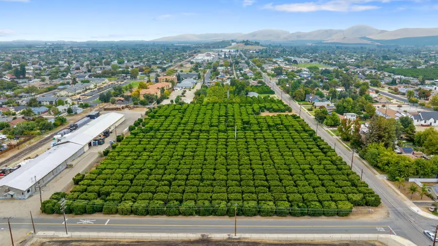 S Harvard Avenue, Lindsay, CA 93247 - #3