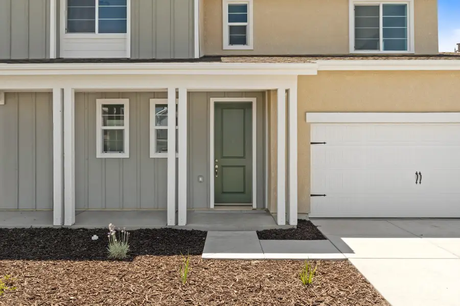 3131 Ryan Avenue, Tulare, CA 93274 - #3