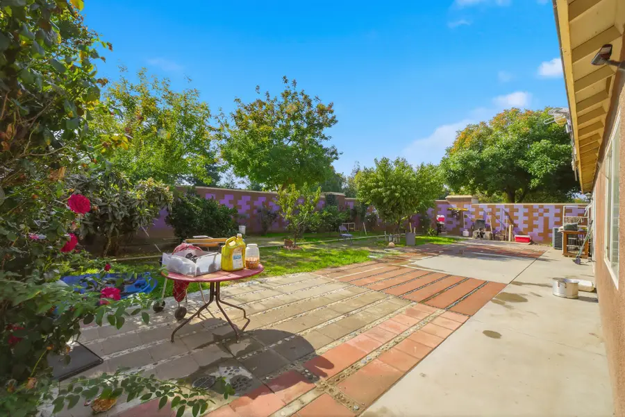 2531 Tempranillo Drive, Tulare, CA 93274 - Image #3