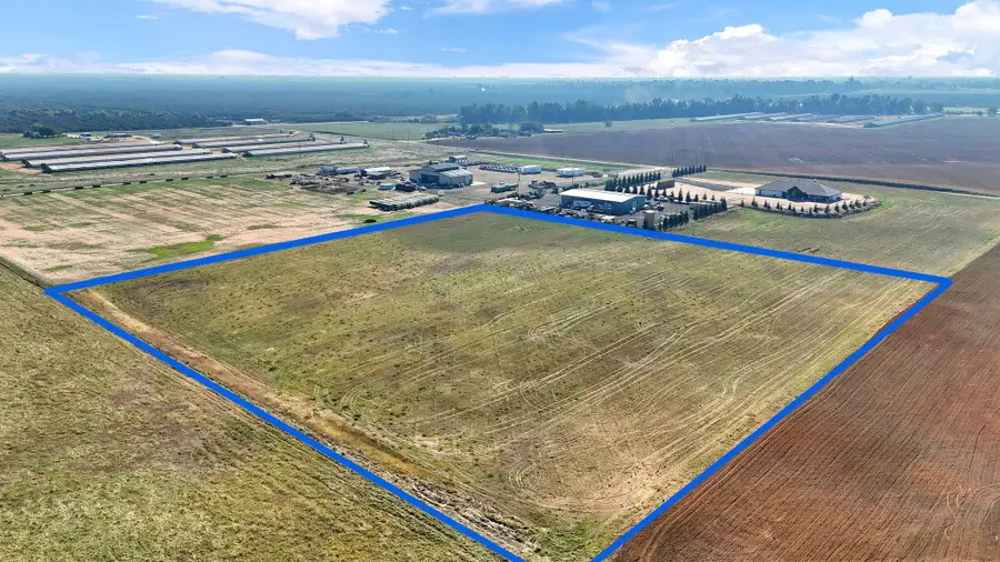 Ave 20 1/2, Madera, CA 93638 - #3