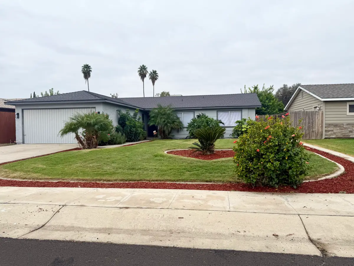 1709 S Noyes Street, Visalia, CA 93277 - Image #1