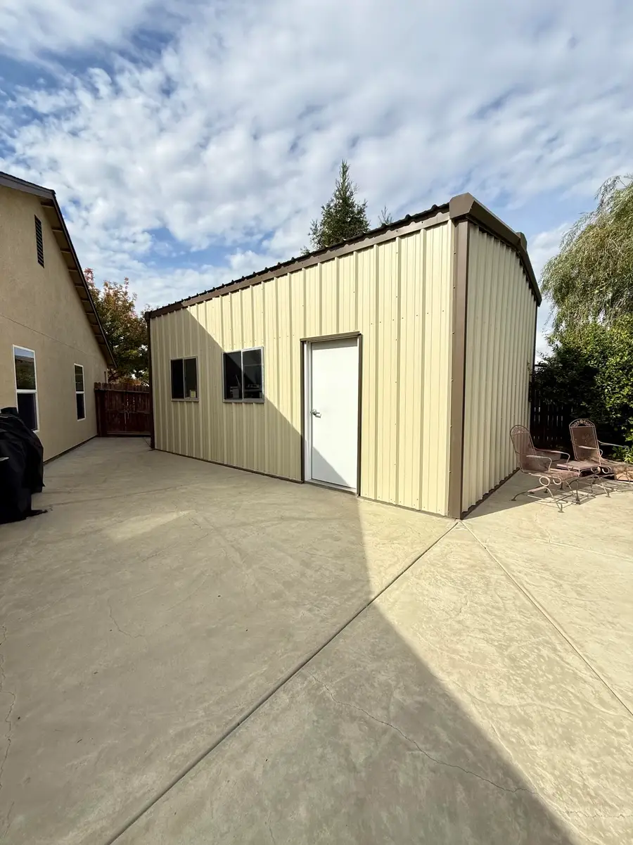 4206 S Julieann Court, Visalia, CA 93277 - Image #2