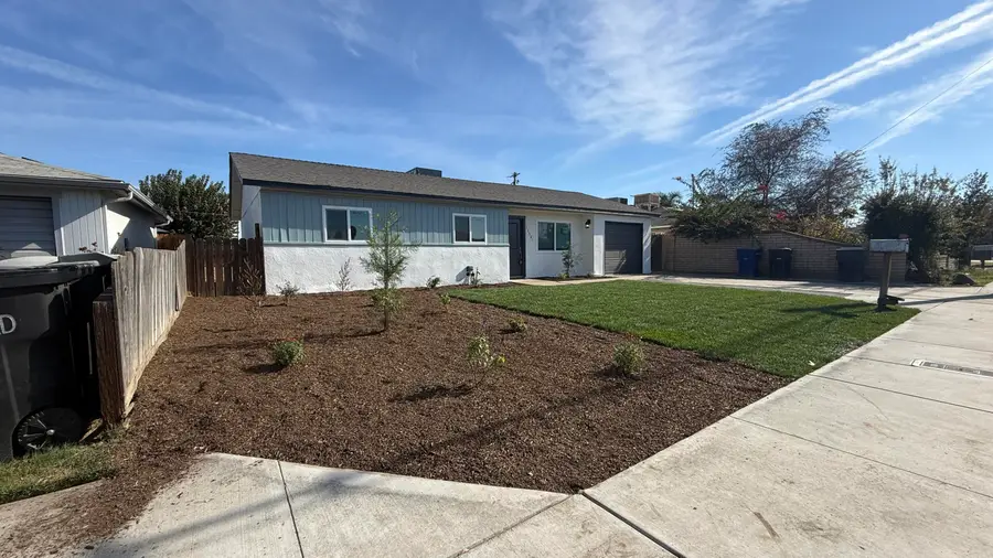 11541 11th Avenue, Hanford, CA 93230 - Image #3