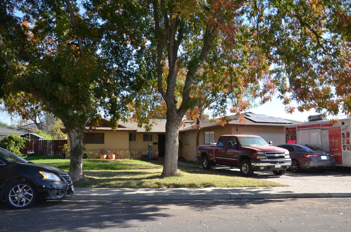 340 Byron Court, Lemoore, CA 93245 - Image #1