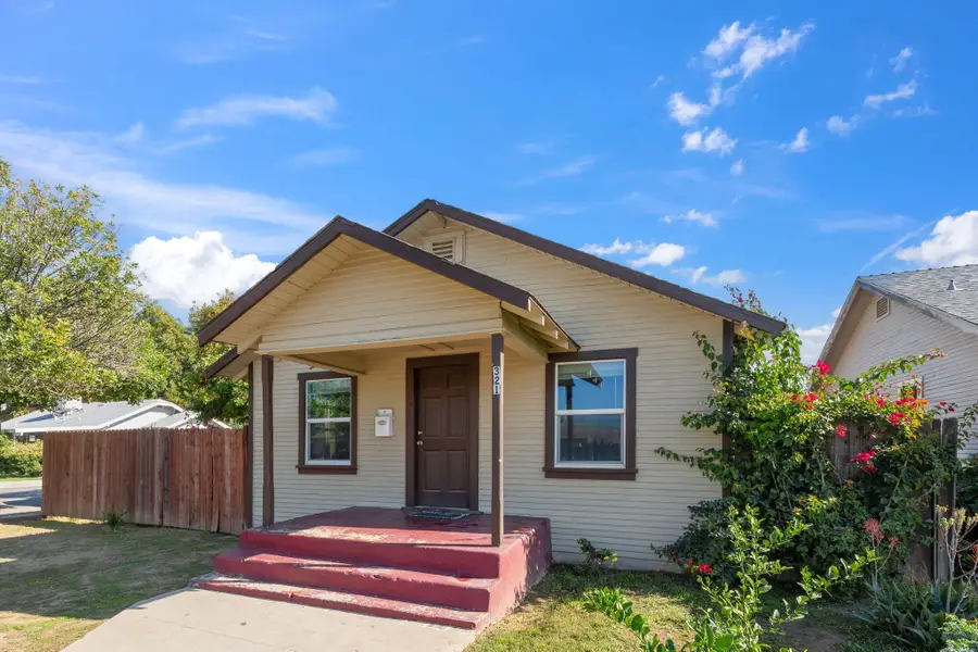 321 N Orange Avenue, Exeter, CA 93221 - Image #3