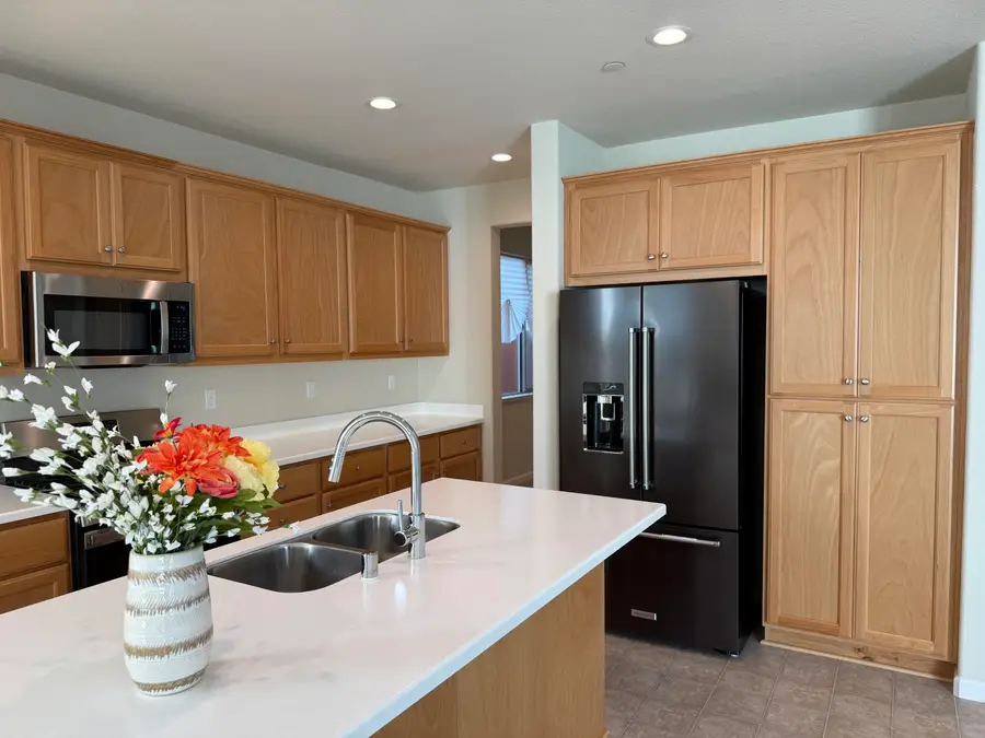 4344 Vanguard Drive, Modesto, CA 95358 - Image #3