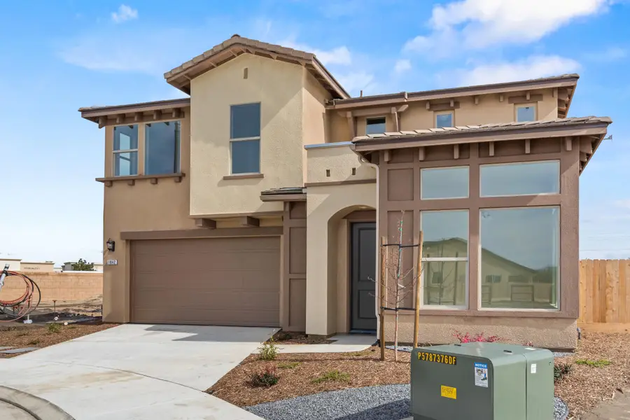 1842 Berlin Court W, Tulare, CA 93274 - #3