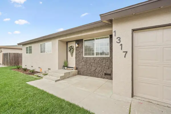 1317 S Spruce Street, Tulare, CA 93274
