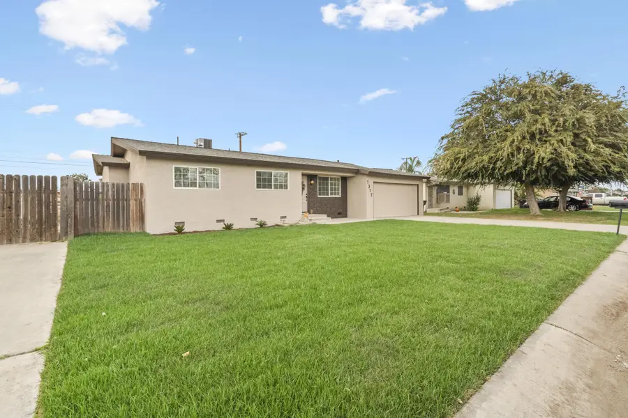 1317 S Spruce Street, Tulare, CA 93274 - Image #3