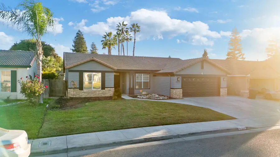 1843 Monache Avenue, Porterville, CA 93257 - Image #3