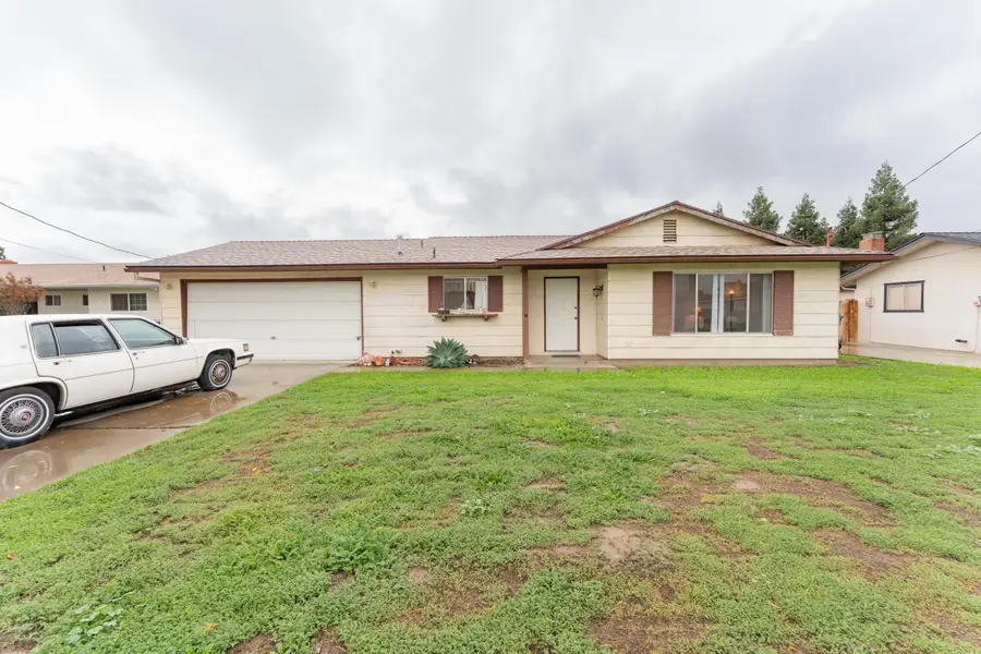 2035 E Kern Avenue, Tulare, CA 93274 - Image #3