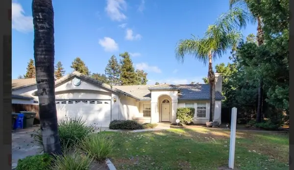 2540 W Porter Creek Avenue, Porterville, CA 93257