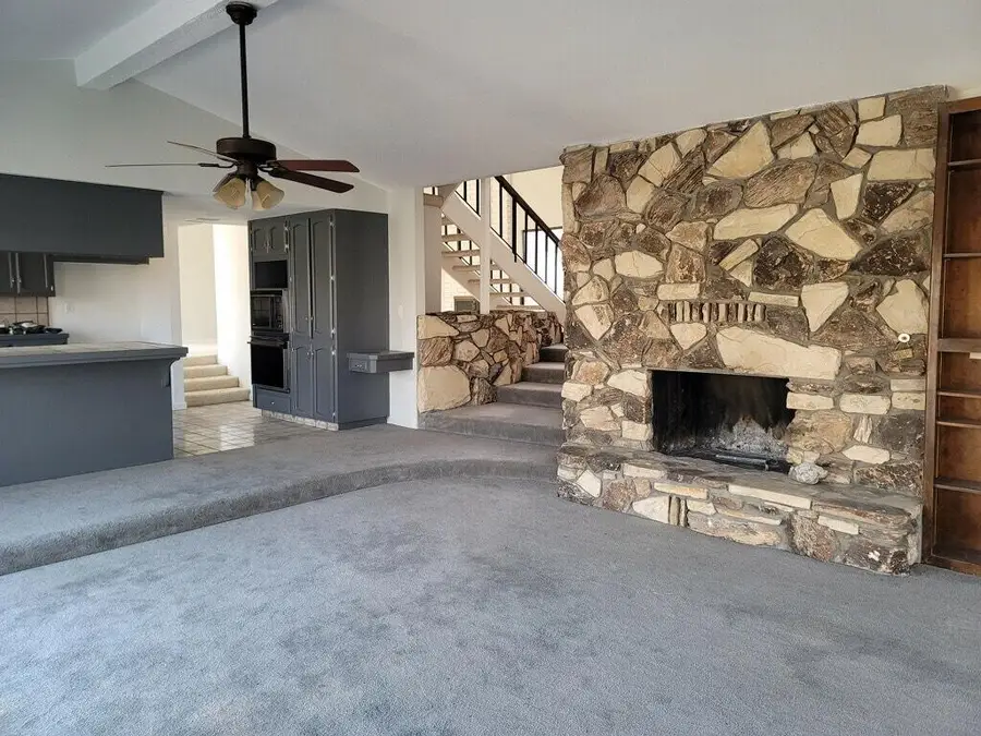 1112 N Scenic Drive, Porterville, CA 93257 - Image #3