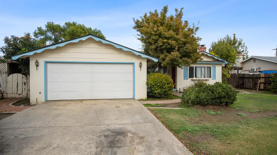 1704 W Morton Avenue, Porterville, CA 93257 - Image #3